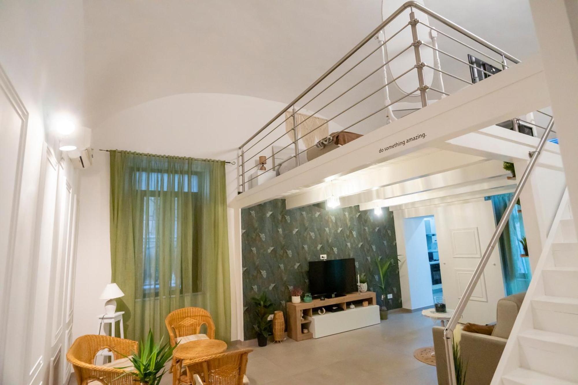 Palazzo Del Vescovo Bed & Breakfast Torre Annunziata Exterior photo